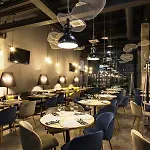 Готель Loop 4*