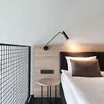 Loop Szálloda 4*