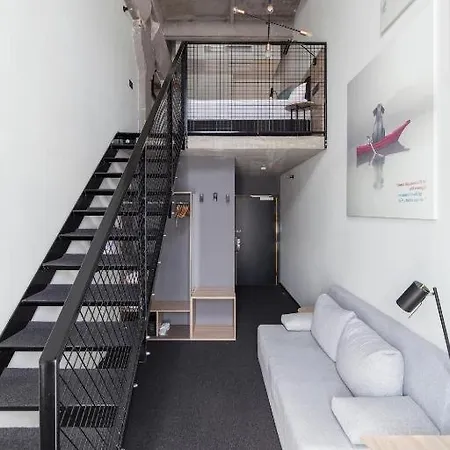 Loop Hotel