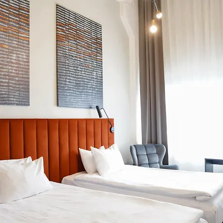 Loop Hotel