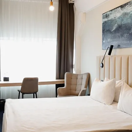 Loop Hotel 4*
