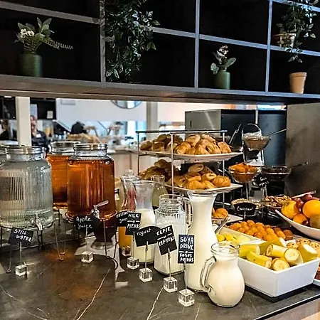 Loop Hotel 4*
