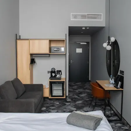 Loop Hotel 4*