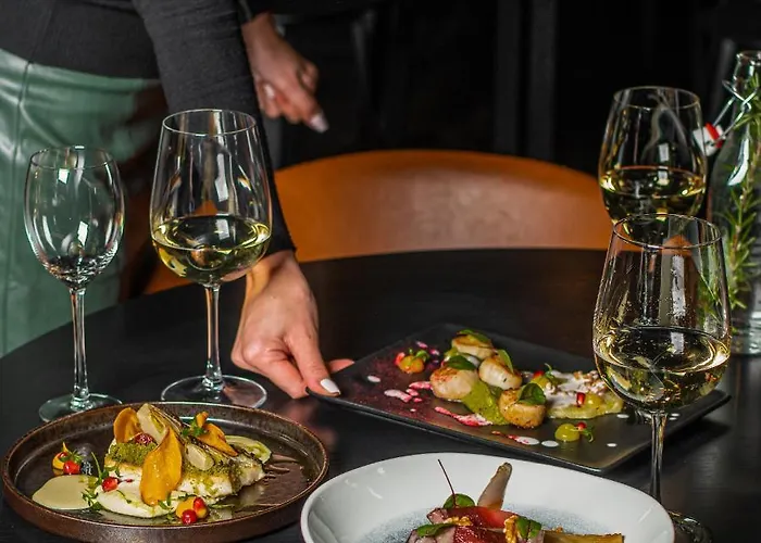 Ξενοδοχείο Loop 4*