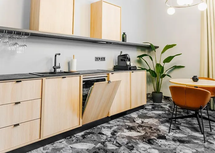 Ξενοδοχείο Loop 4*